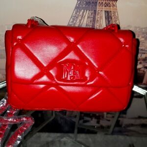 Badgley Mischka Quilted Bag 🎒